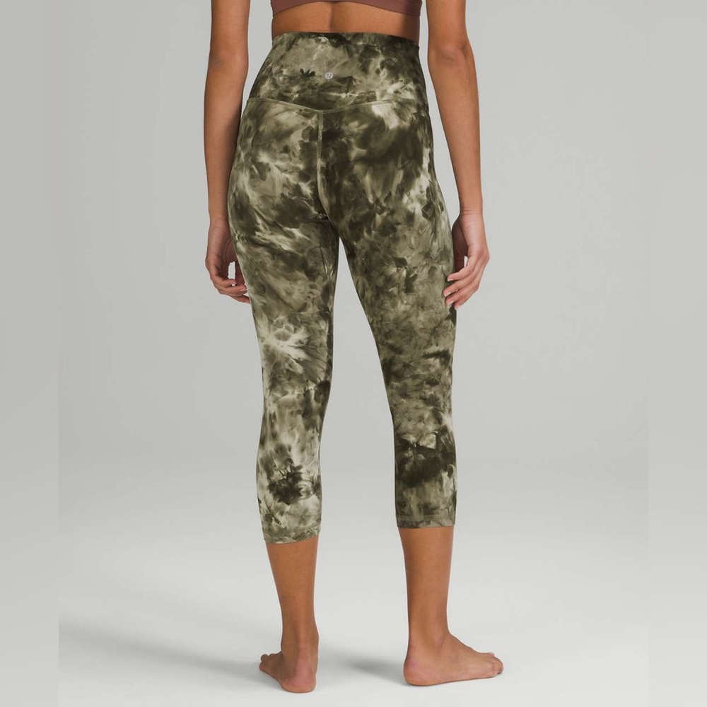 NWOT / Lululemon Align High-Rise Crop 21" - Picture 4 of 8